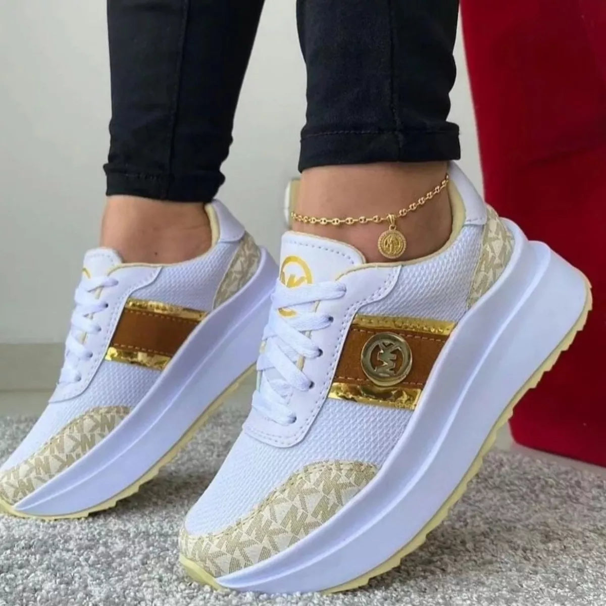 Round Toe Platform Sneakers Trendsi