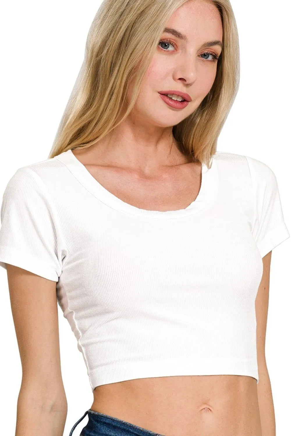 Zenana Ribbed Scoop Neck Crop Short Sleeve Top