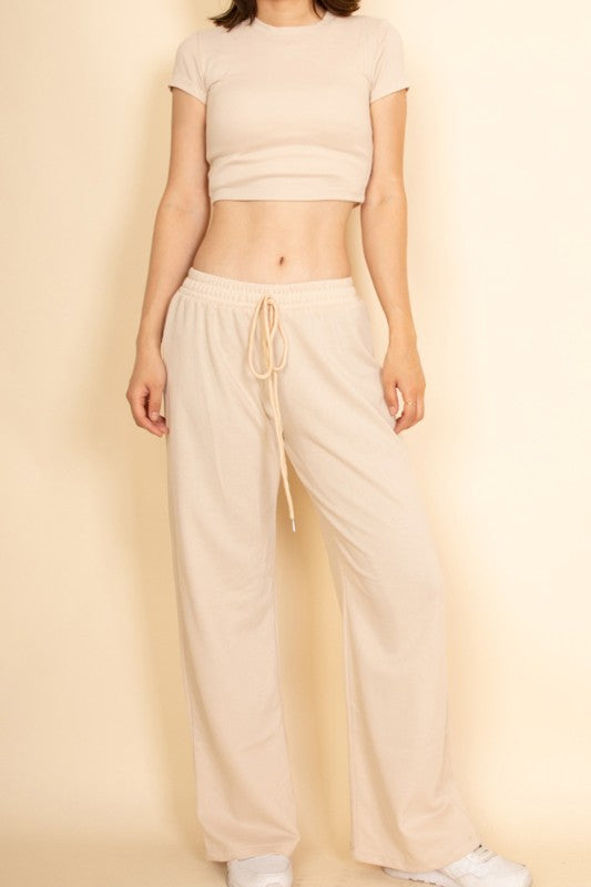 Relaxed Fit Top and Wide-Leg Pants Set Capella