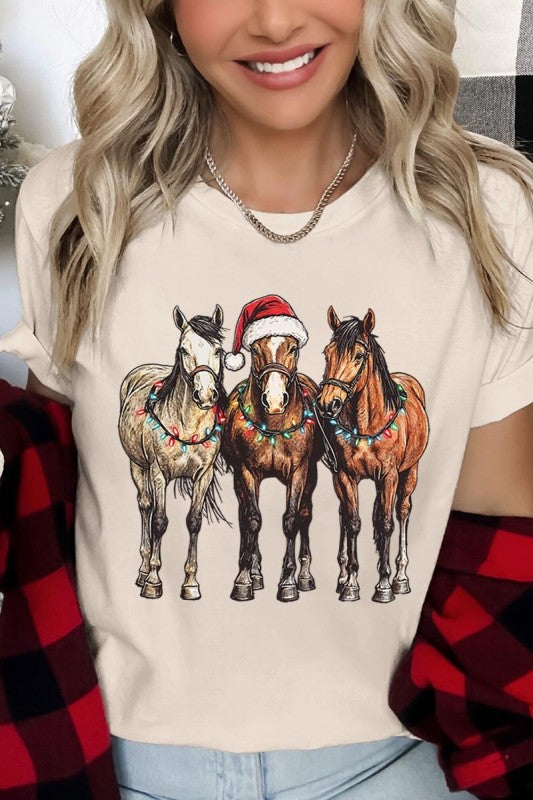 Christmas Horses Graphic Tee Color Bear