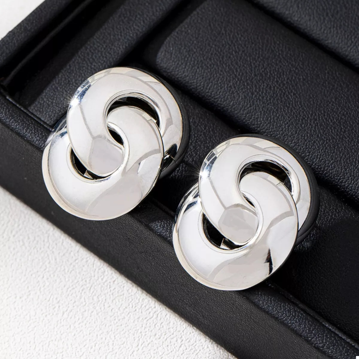 Chunky Knot Stud Earrings Trendsi