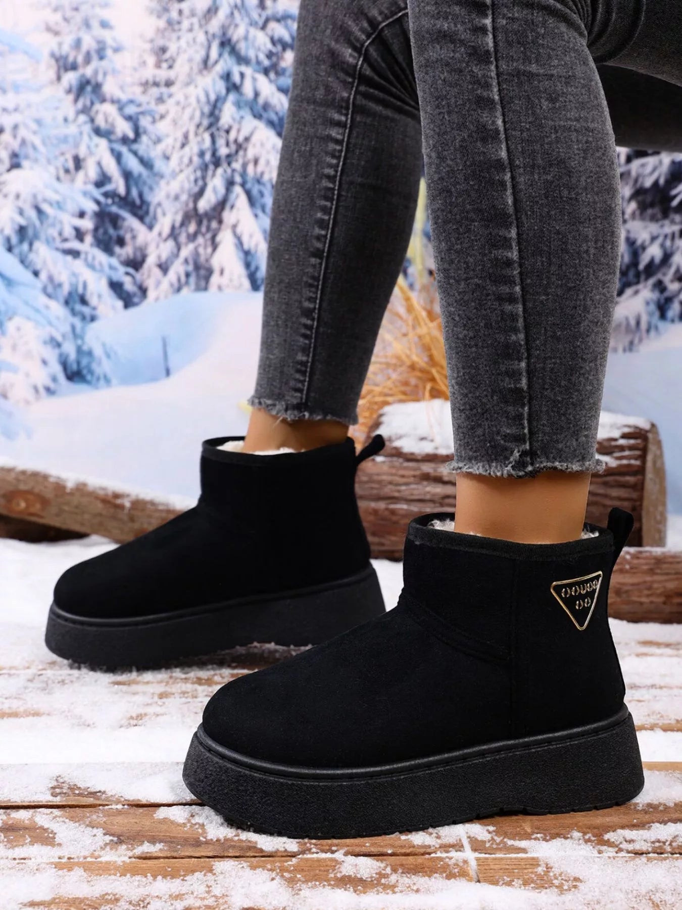 Round Toe Platform Boots Trendsi