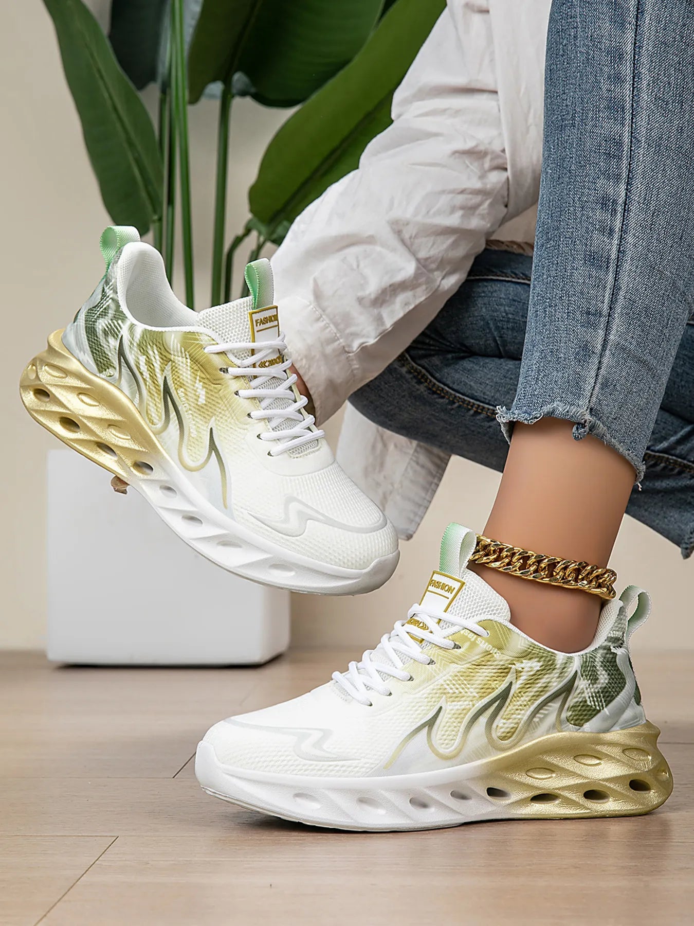 Round Toe Lace Up Mesh Athletic Trendsi