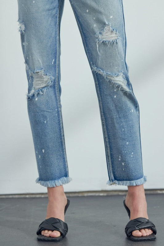 AT1050STM High Rise Distressed Straight Jeans Artemis Vintage
