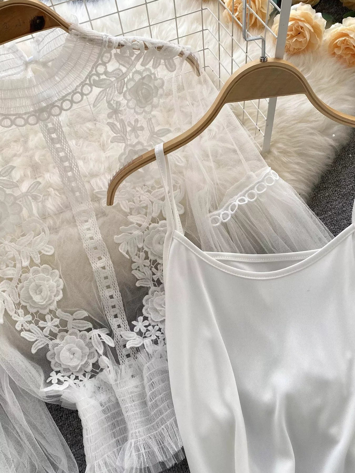 Floral Lace Blouse & Cami Set Trendsi