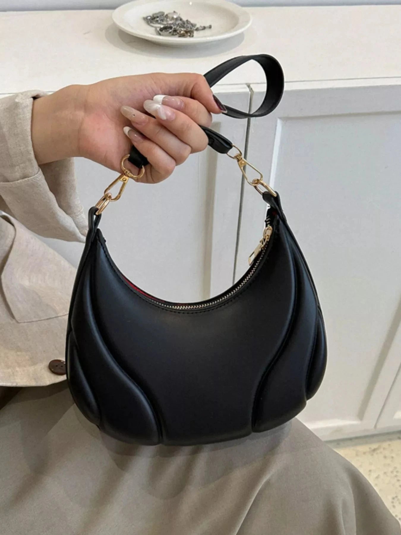 Solid Color Shoulder Bag Trendsi
