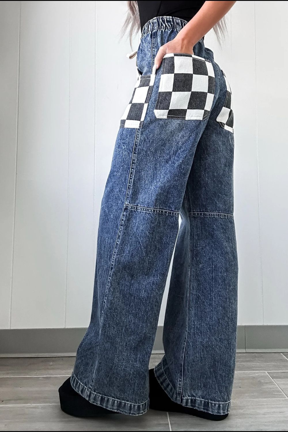Checkered Wide Leg Jeans Trendsi