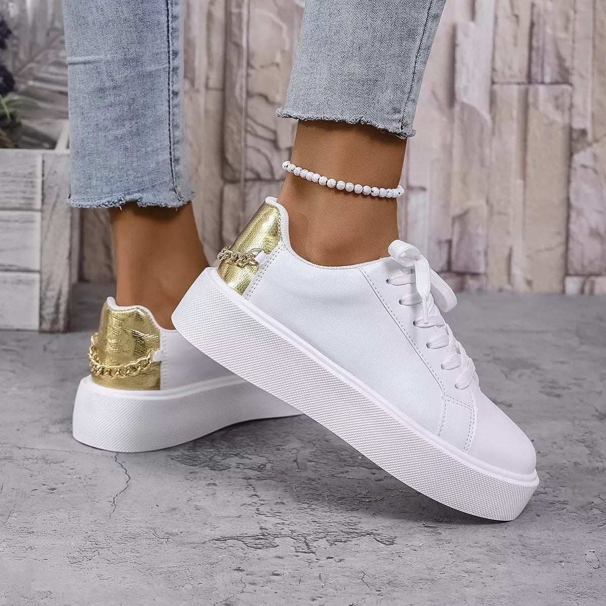 Round Toe Platform Sneakers Trendsi