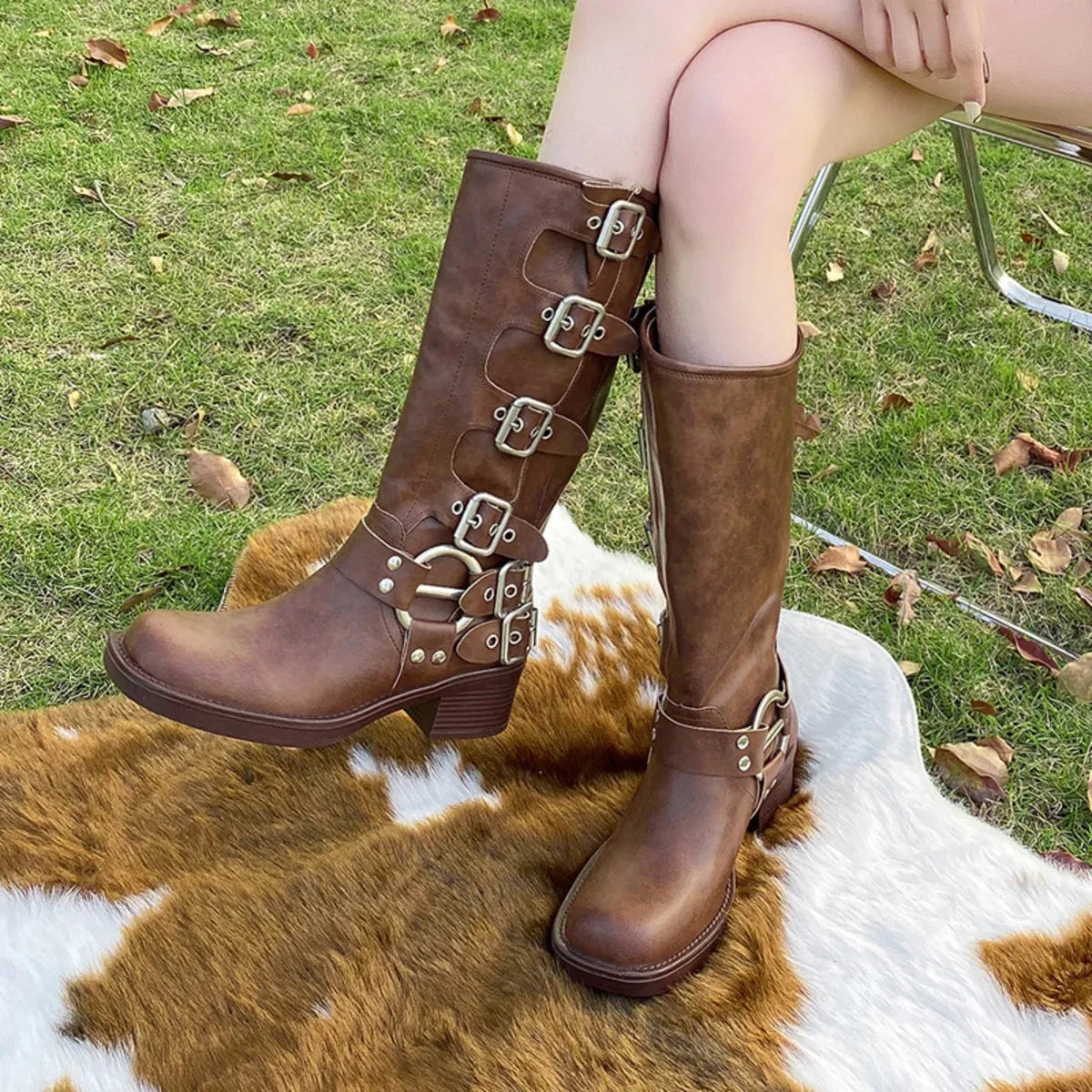 Round Toe Block Heels Boot