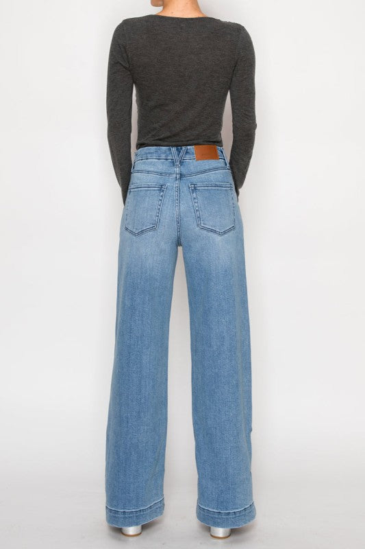 AT2109WDM - TUMMY CONTROL HIGH RISE A-WIDE JEANS 