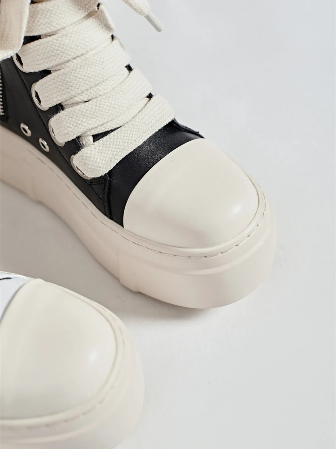 Platform Lace Up Contrast Sneakers 