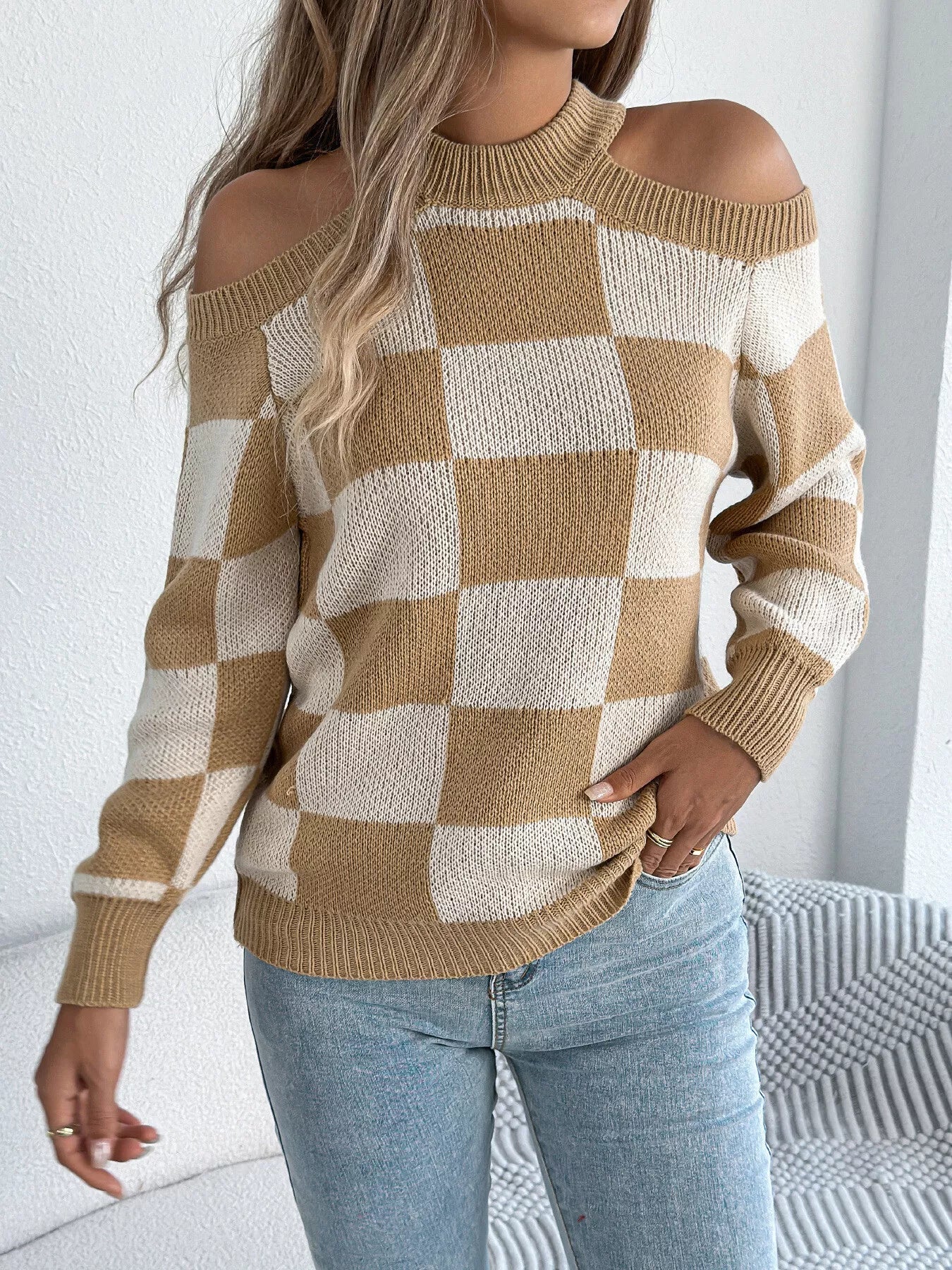 Cold Shoulder Checkered Long Sleeve Sweater 