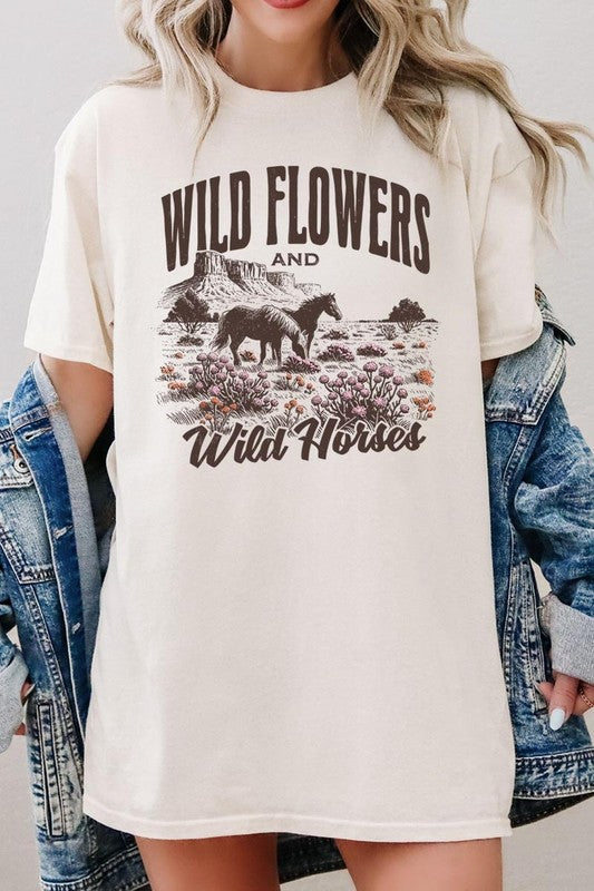 Wildflowers Wild Horses Graphic Plus Tee Color Bear