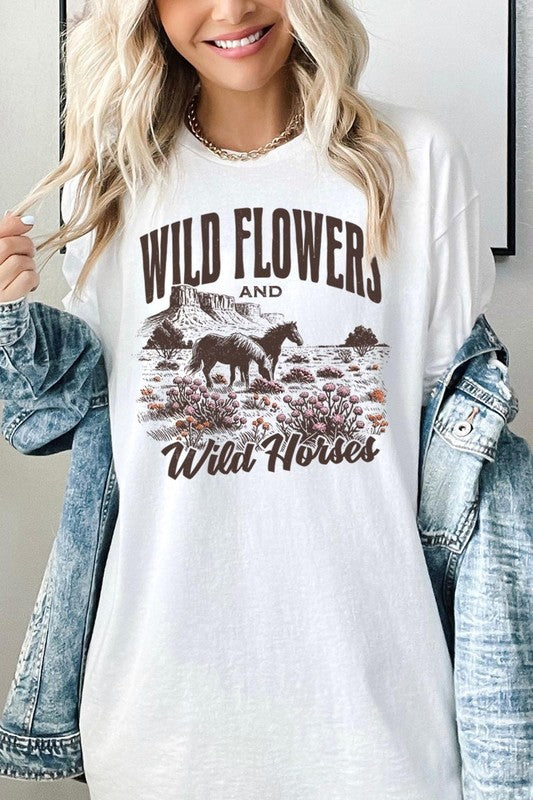 Wildflowers Wild Horses Graphic Plus Tee Color Bear