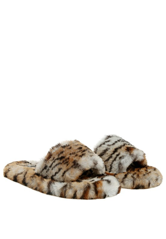 SNUGGLE-IN INDOOR FUR FLATS Rag Company