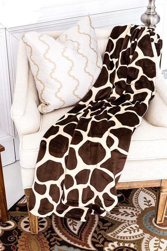 Giraffe Super Soft Cozy Bed Throw Flannel Blanket 
