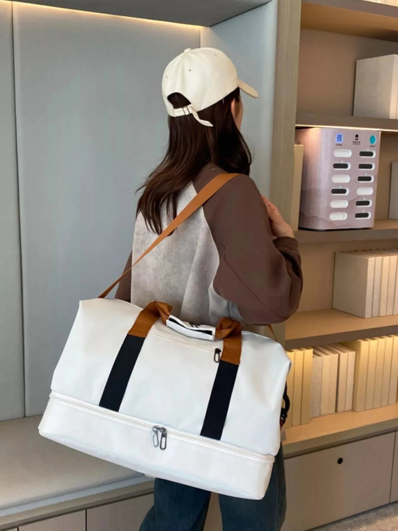 Multifunctional Waterproof Travel Duffel Bag 