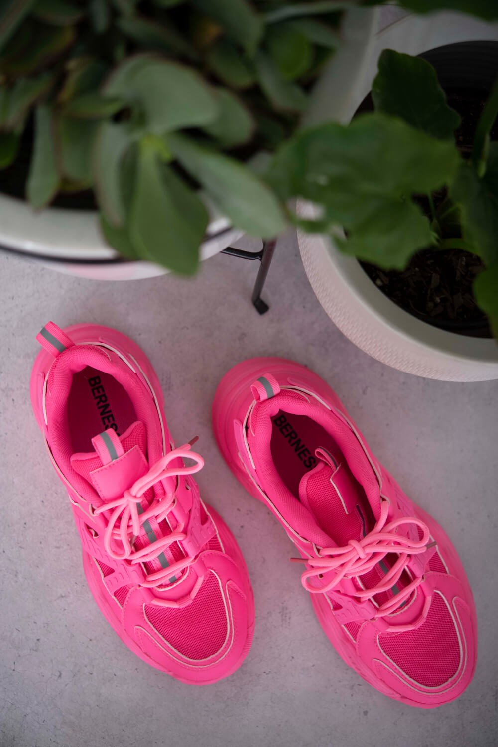 Berness Running Late Chunky Sole Athletic Sneakers in Hot Pink Trendsi