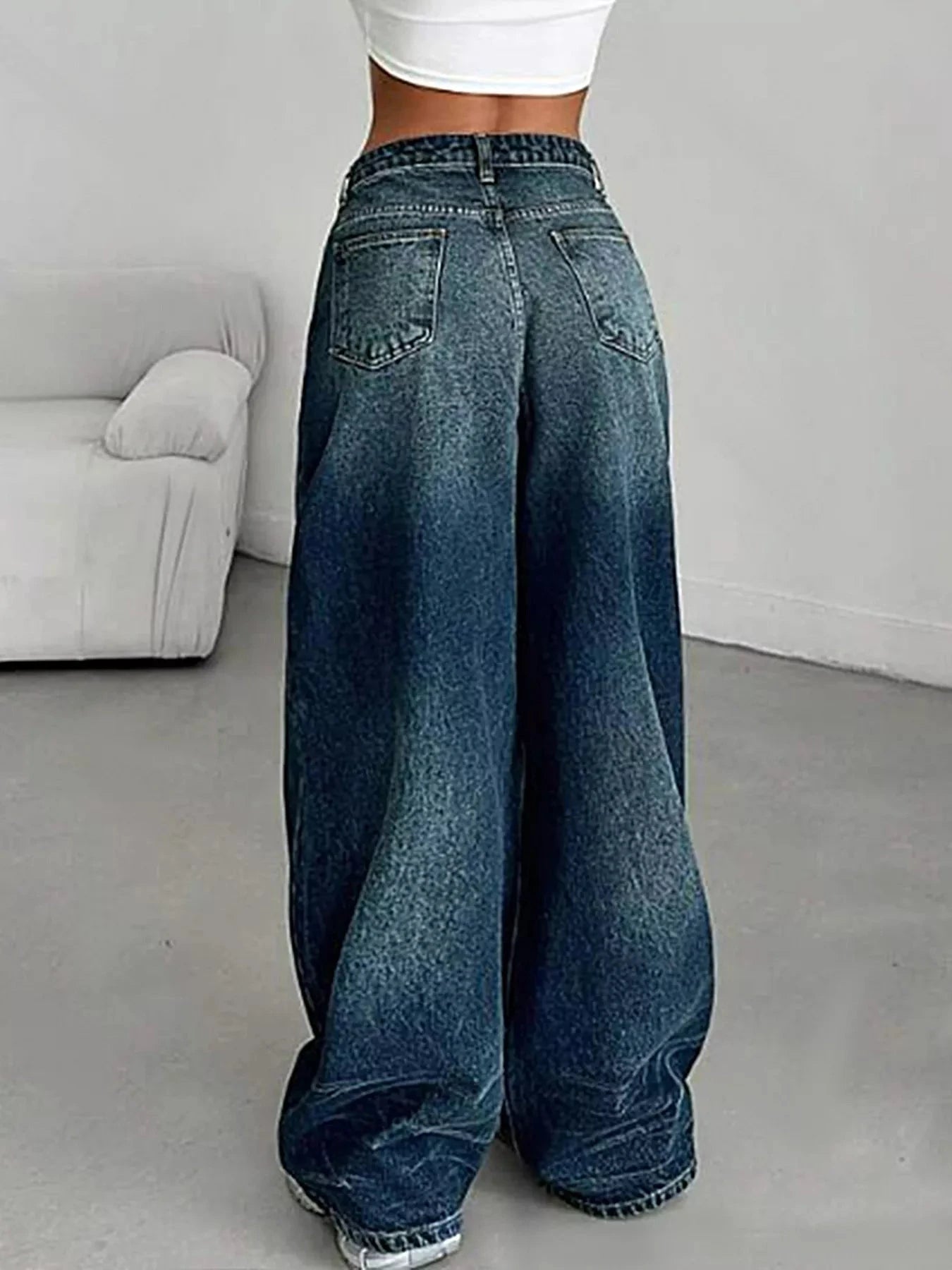 Vintage Wash Wide Leg Jeans 