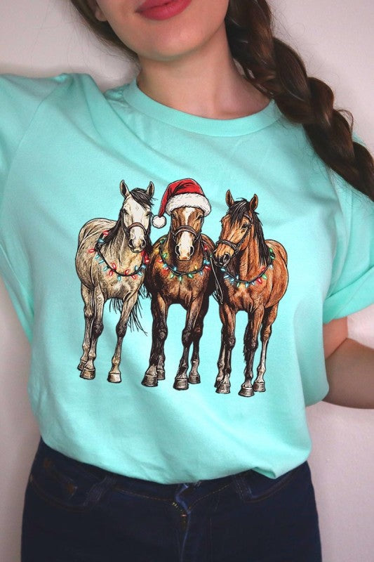 Christmas Horses Graphic Tee Color Bear