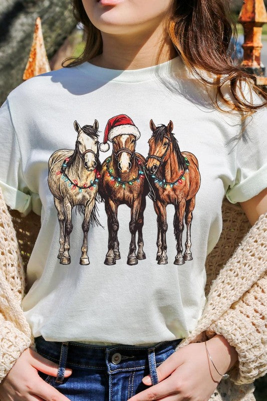 Christmas Horses Graphic Tee Color Bear
