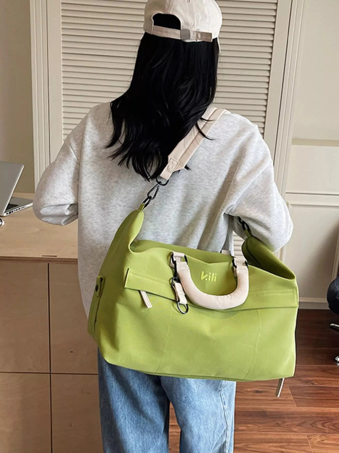 Lightweight Travel Duffel Bag 