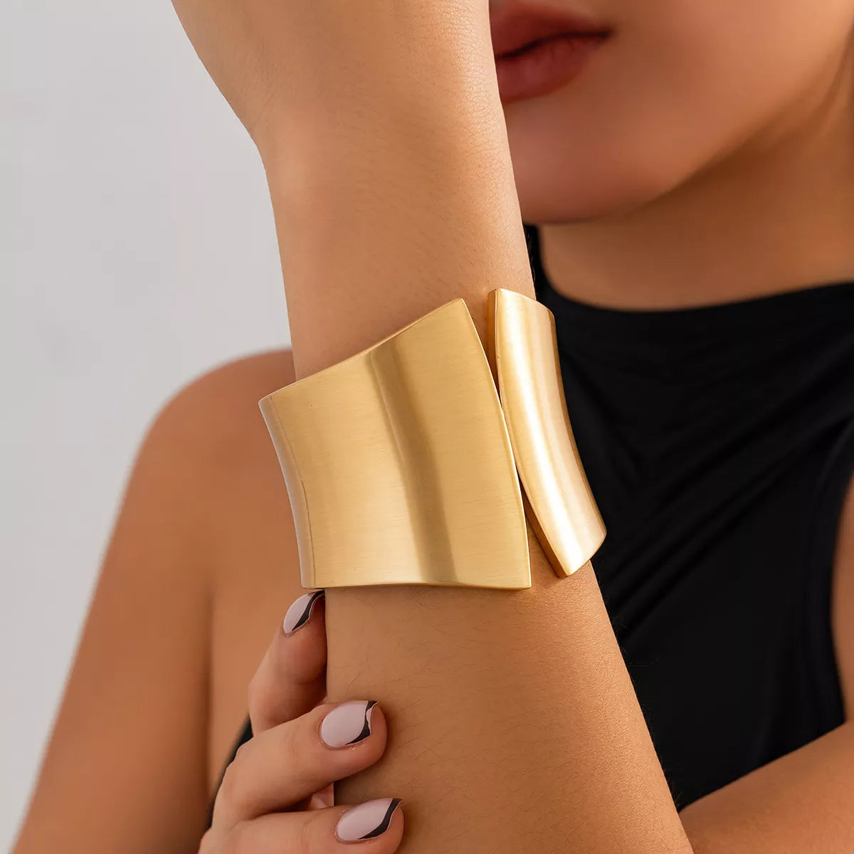 Wide Cuff Bracelet Trendsi