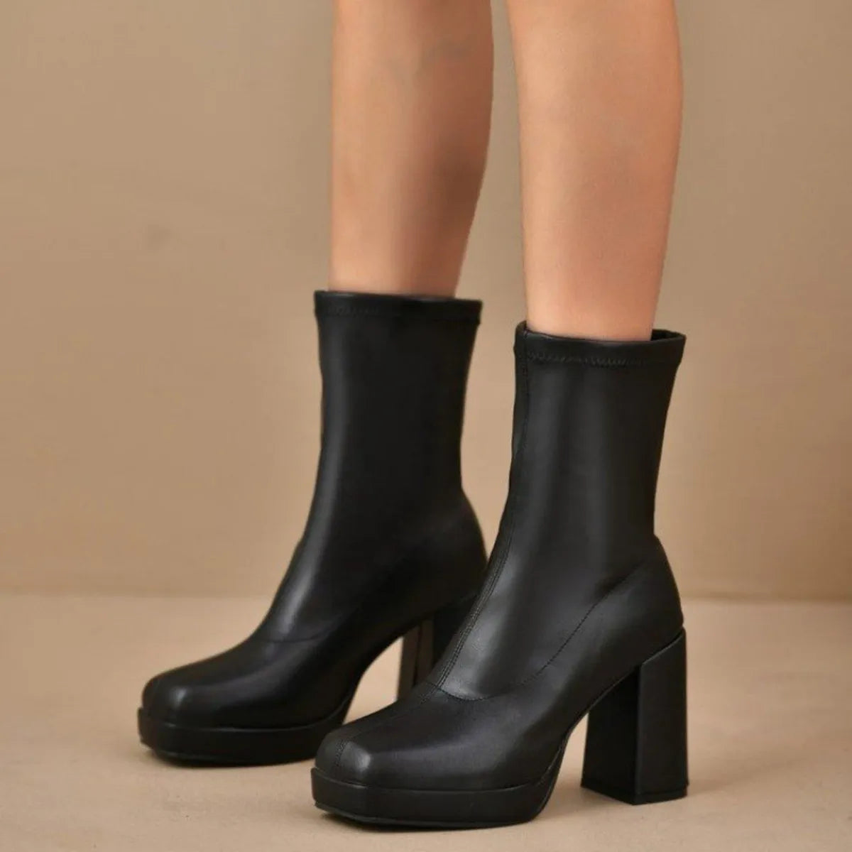 Round Toe Block Heels Boots 