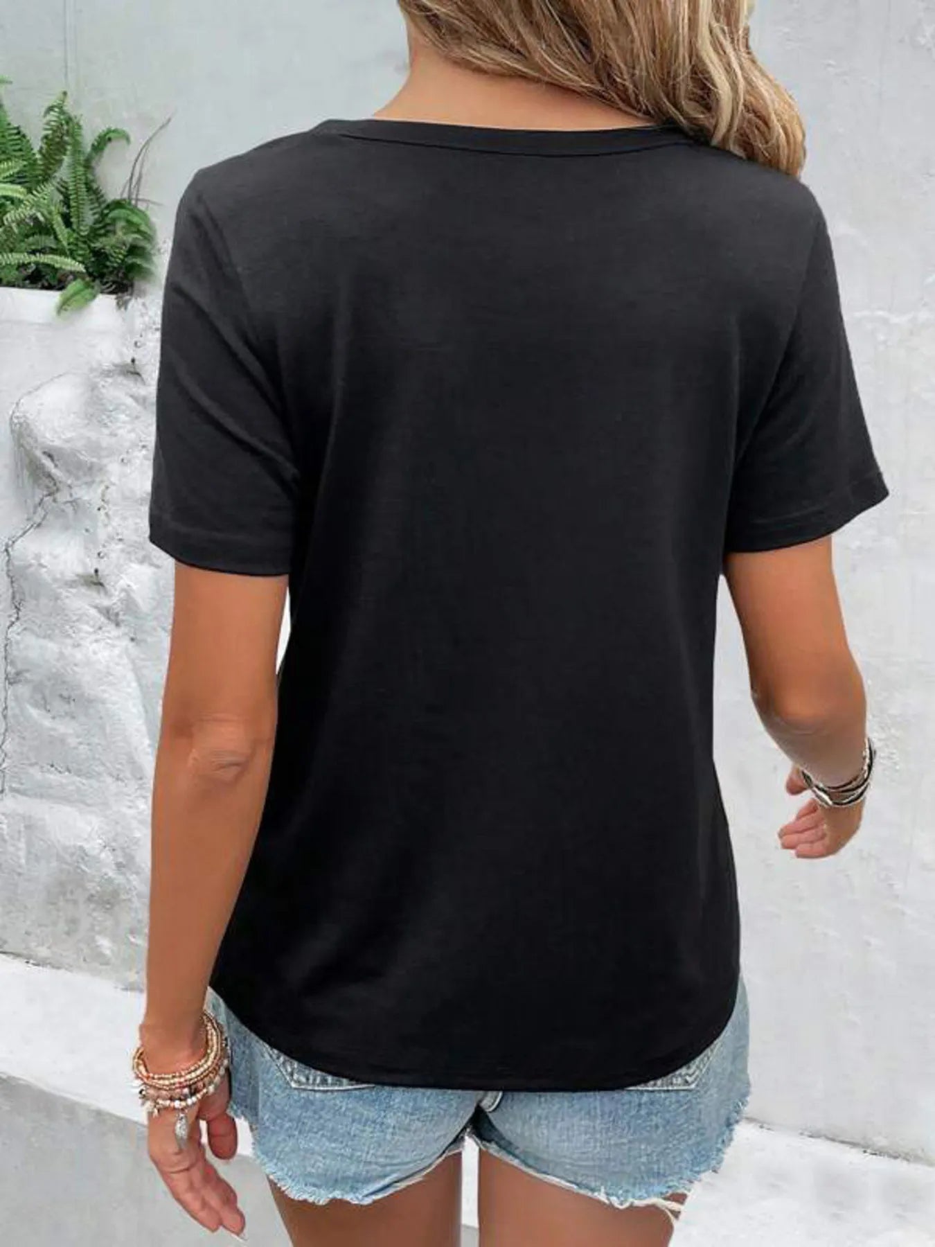 Hollow Out Neckline Short Sleeve T-Shirt Trendsi