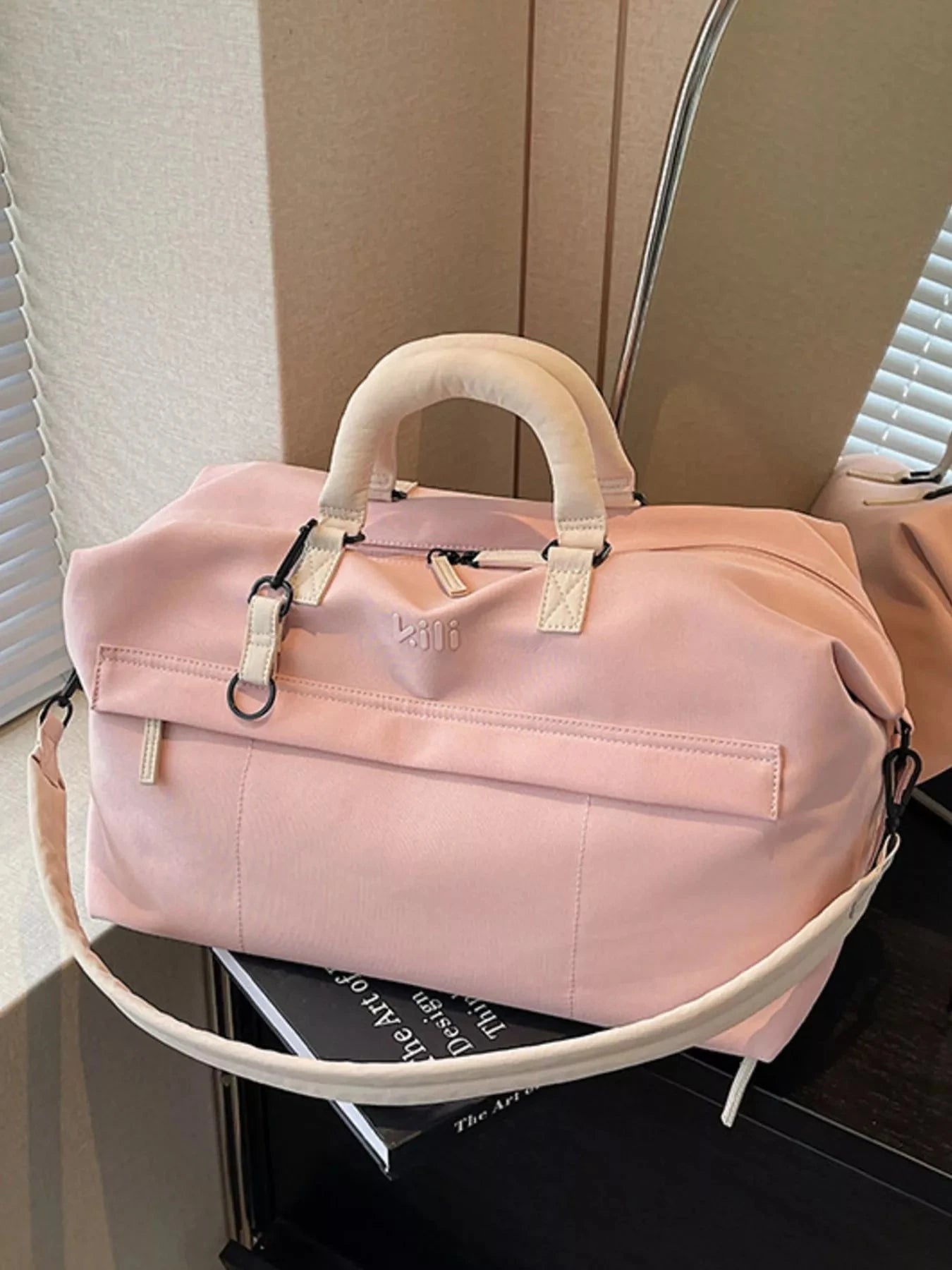 Lightweight Travel Duffel Bag 