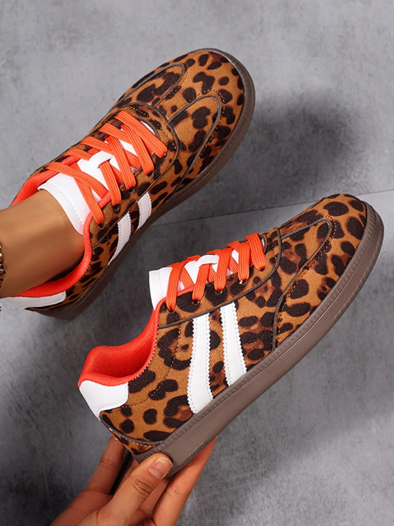 Leopard Print Stripe Detail Lace-up Sneakers Trendsi