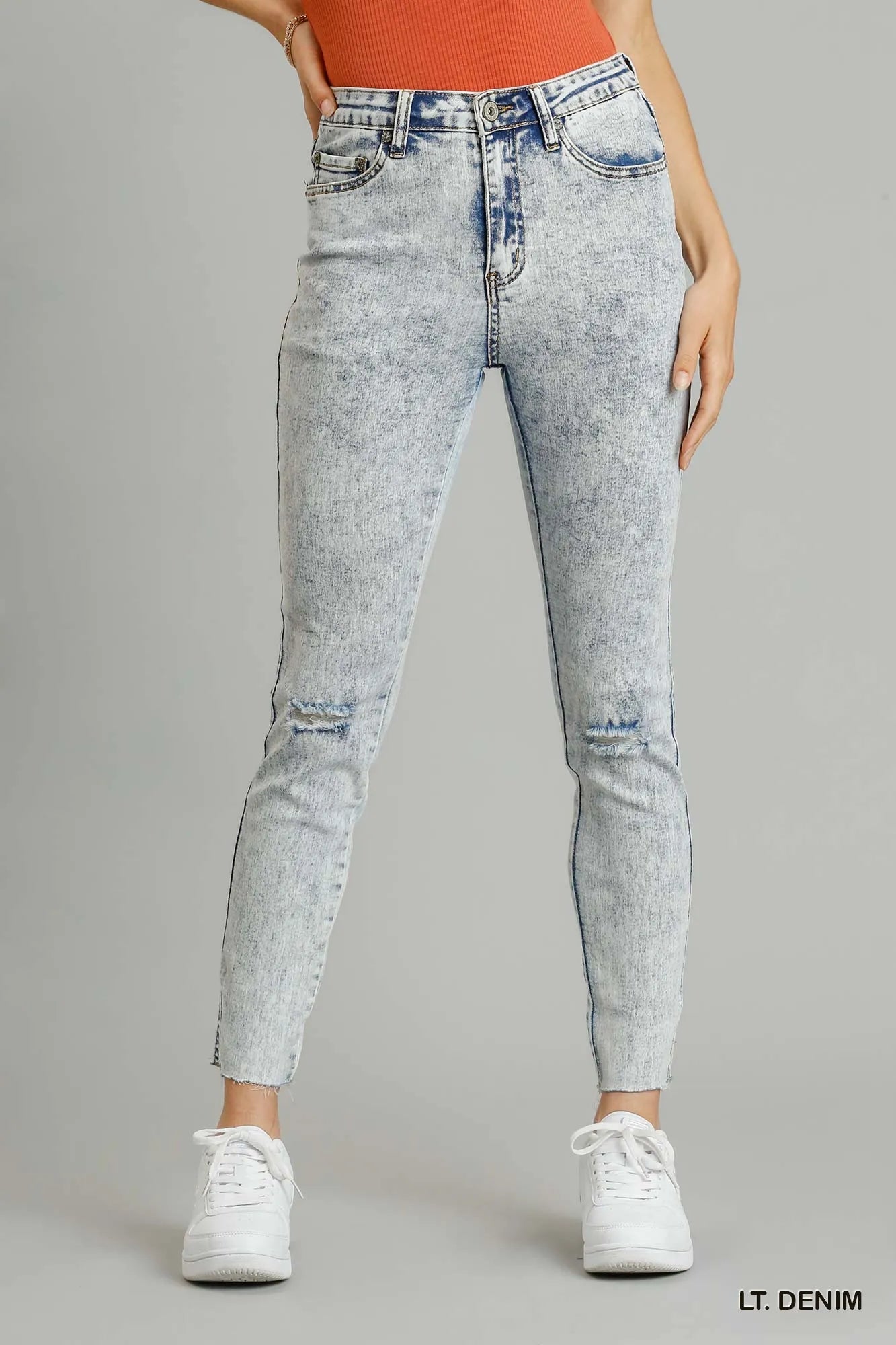 Umgee 5-Pockets Distressed Detail Stretch Denim Skinny Jeans with Unfinished Hem Trendsi