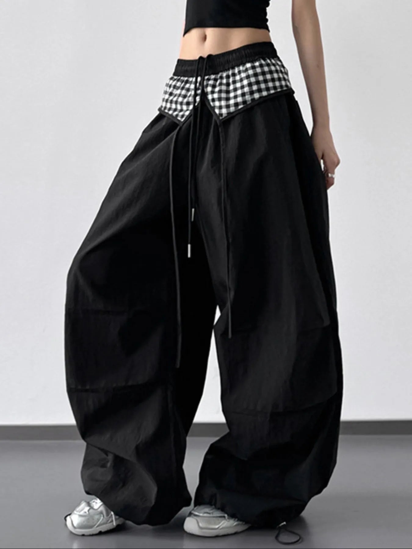 Wide Leg Pants with Checkered Detail 