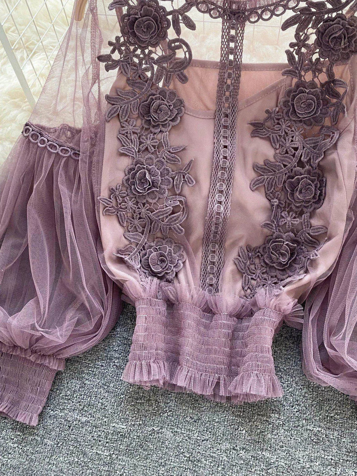 Floral Lace Blouse & Cami Set Trendsi
