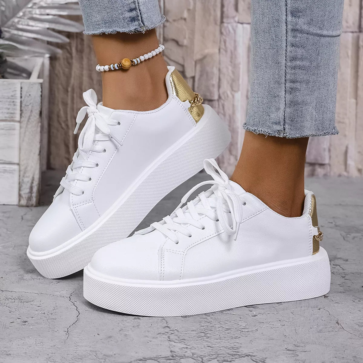 Round Toe Platform Sneakers Trendsi