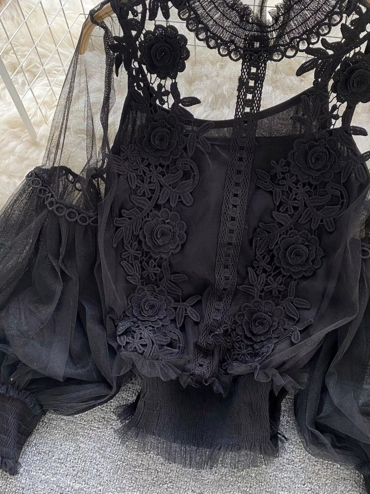 Floral Lace Blouse & Cami Set Trendsi