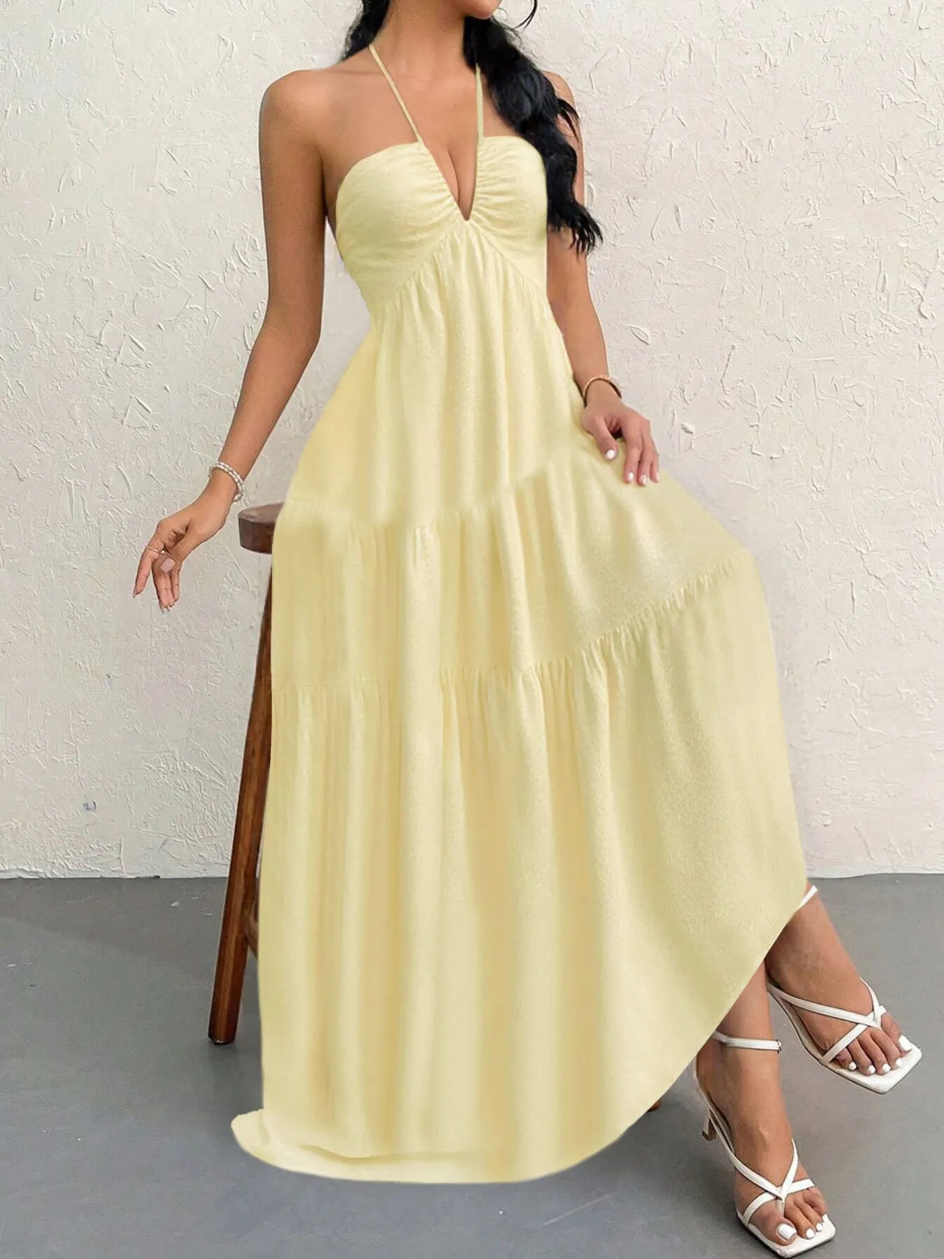 Halter Neck Tiered Maxi Dress 