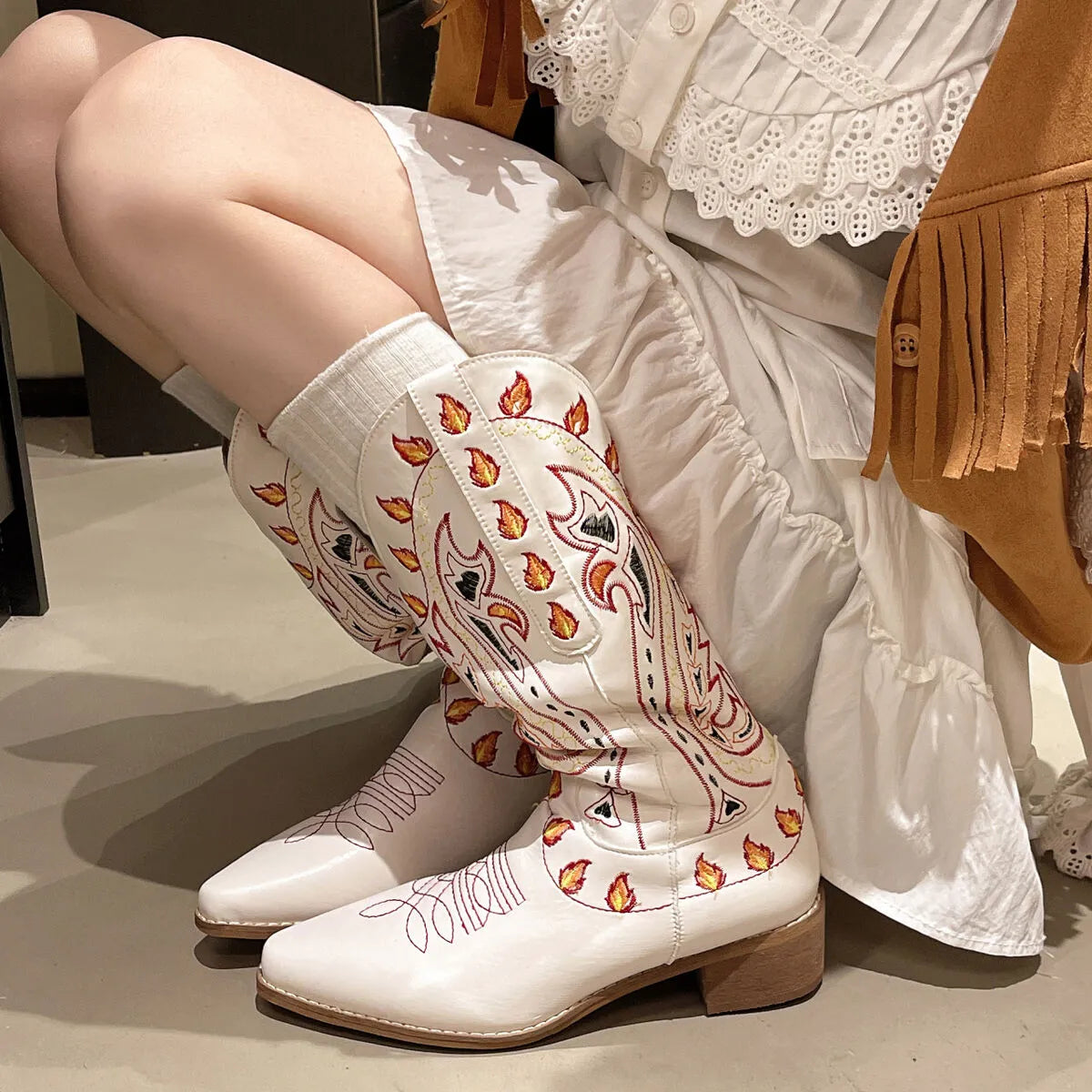 Point Toe Block Heels Boots 