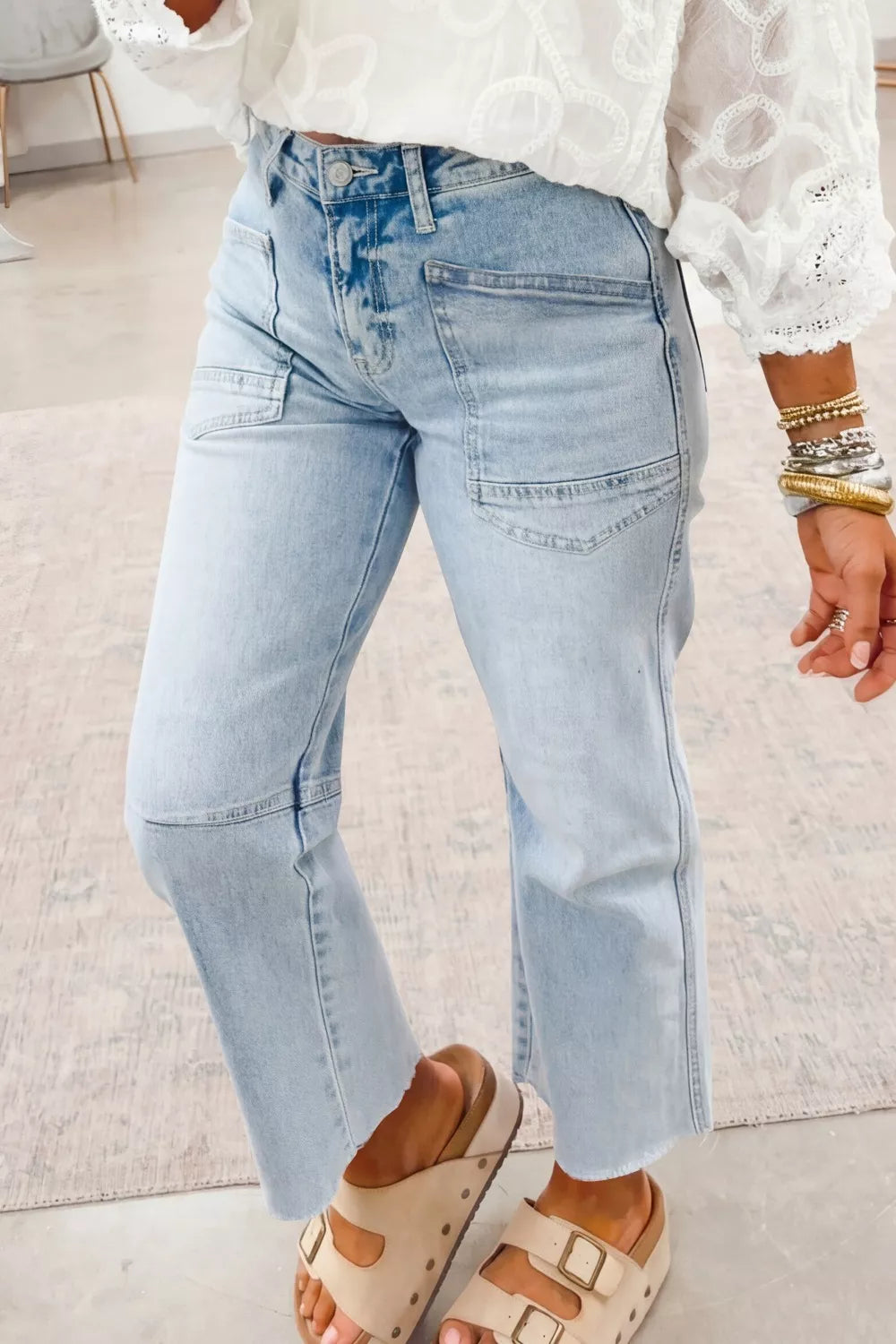 Light Wash Utility Pocket Straight Leg Jeans Trendsi