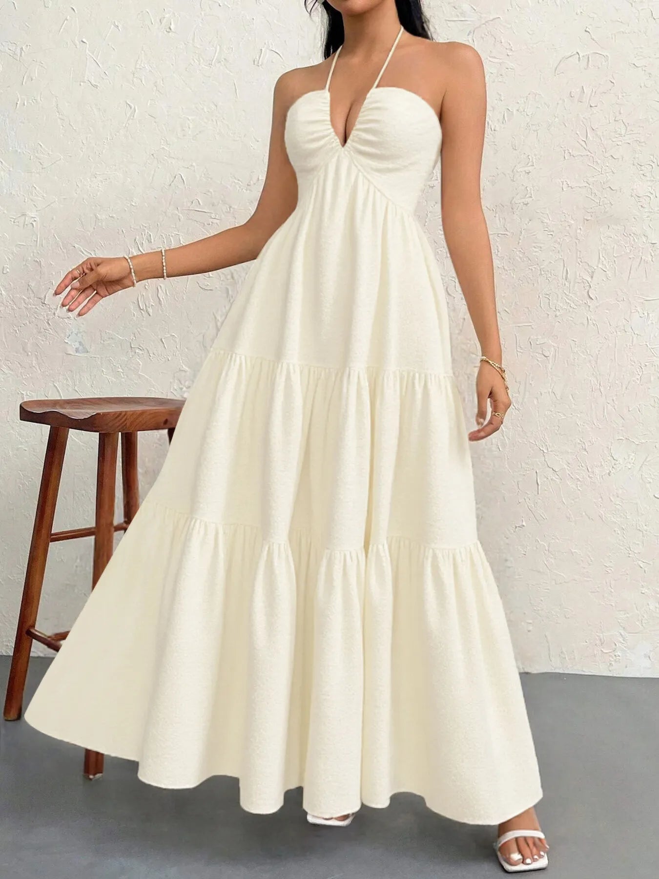 Halter Neck Tiered Maxi Dress 