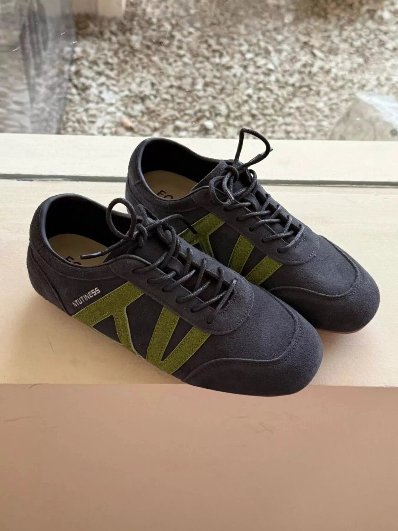 Casual Lace Up Sneakers 