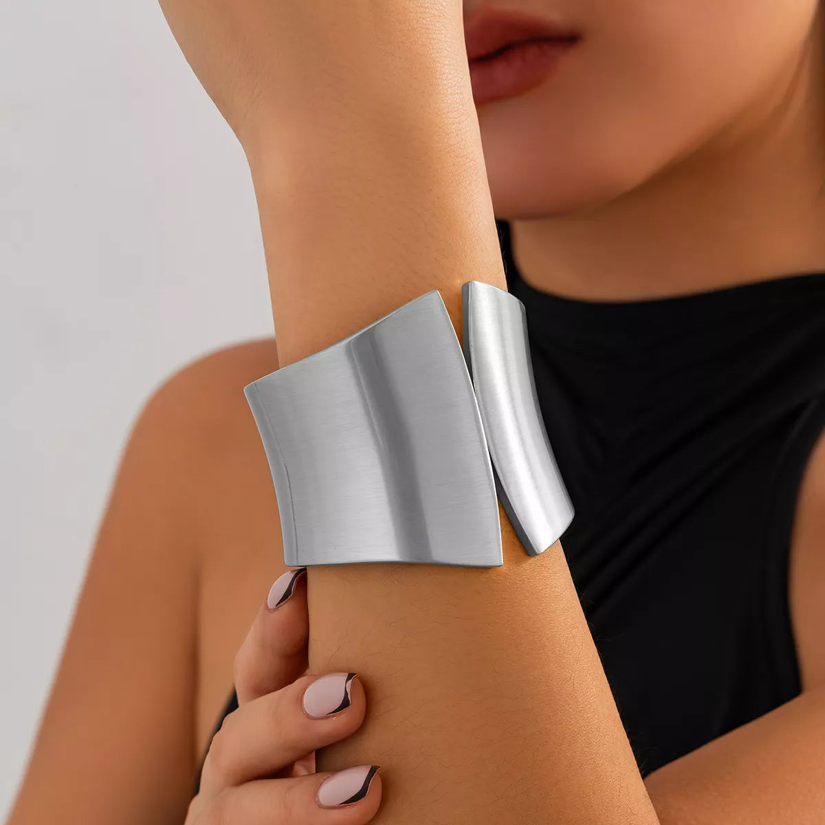 Wide Cuff Bracelet Trendsi