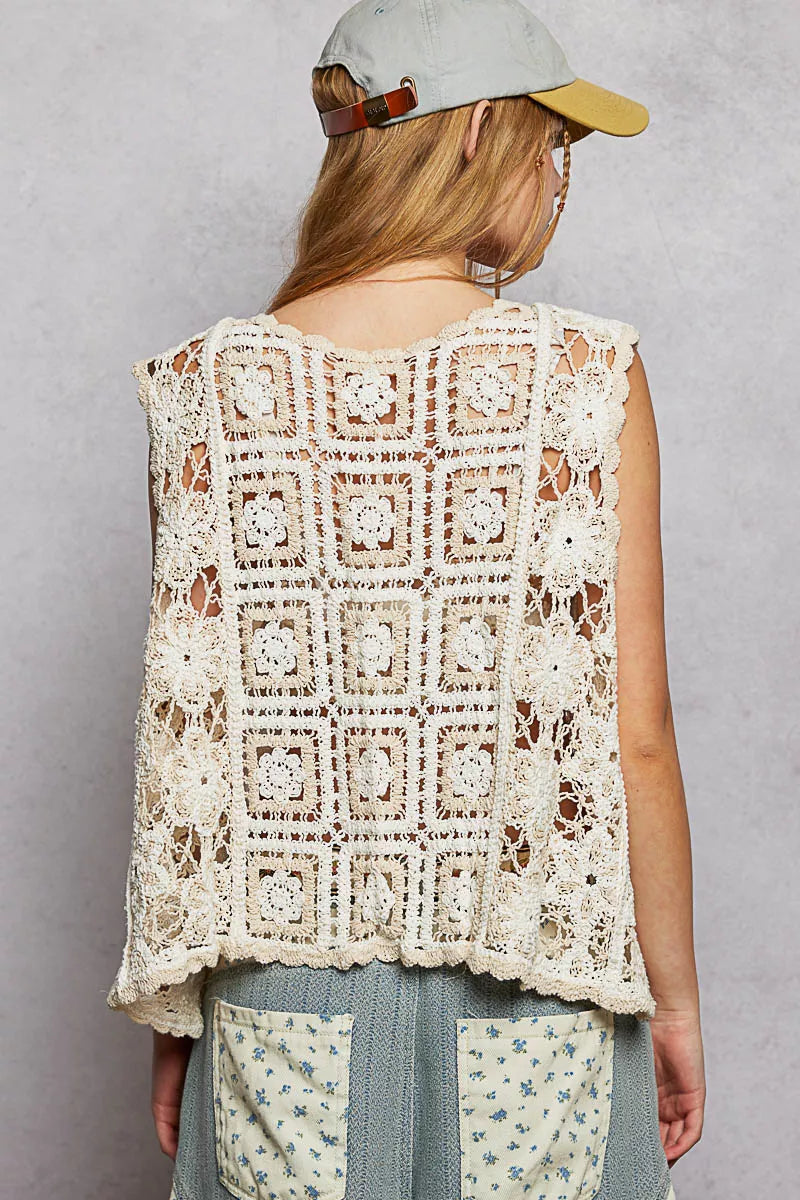 POL Tie Front Floral Pattern Crochet Vest with Scalloped Edge 