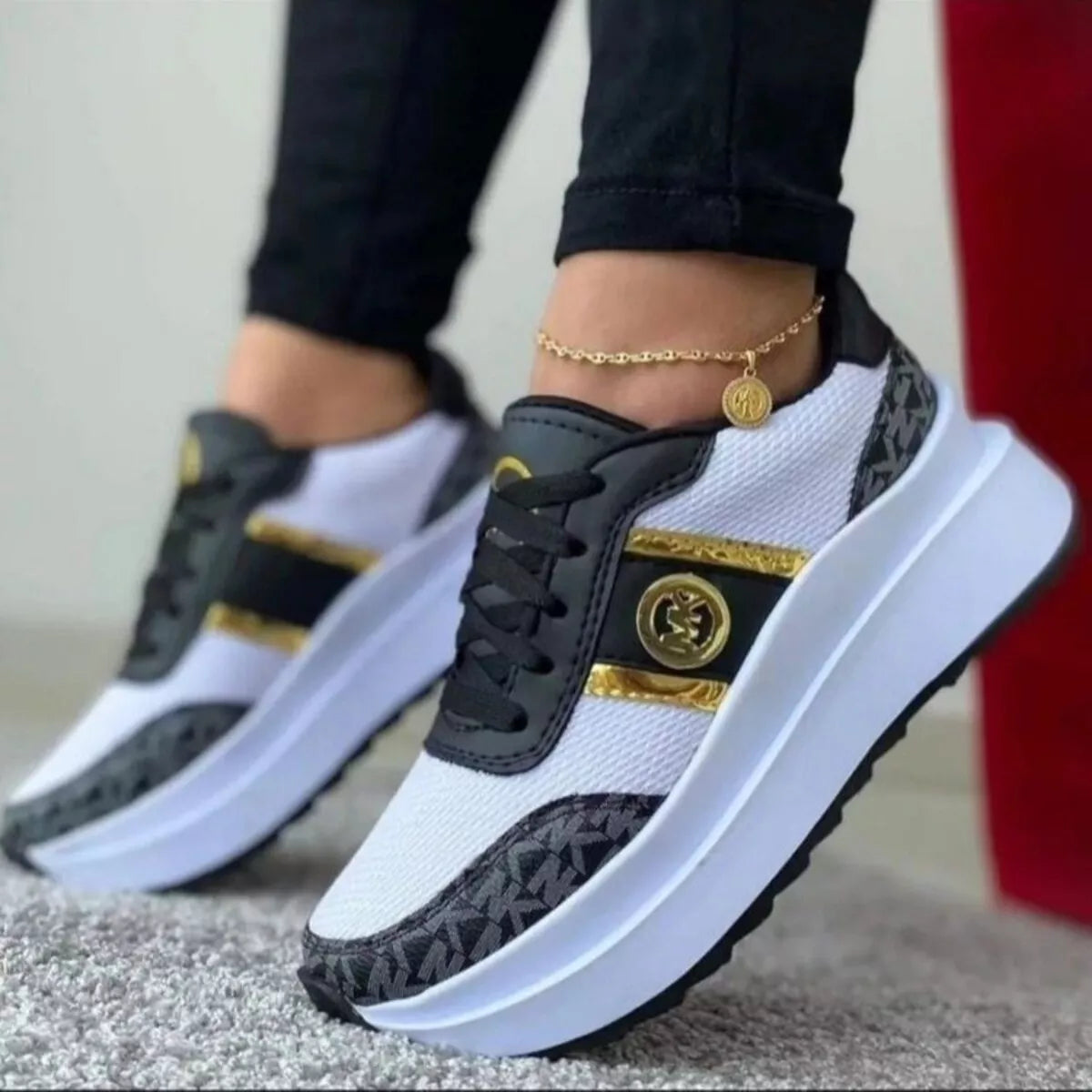 Round Toe Platform Sneakers Trendsi