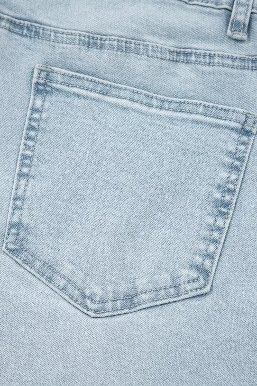 Light Wash Utility Pocket Straight Leg Jeans Trendsi